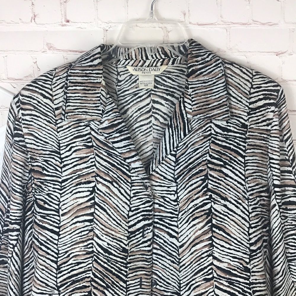 12P- Allison Daley 4Pc. Set career jackets… - Picture 3 of 15